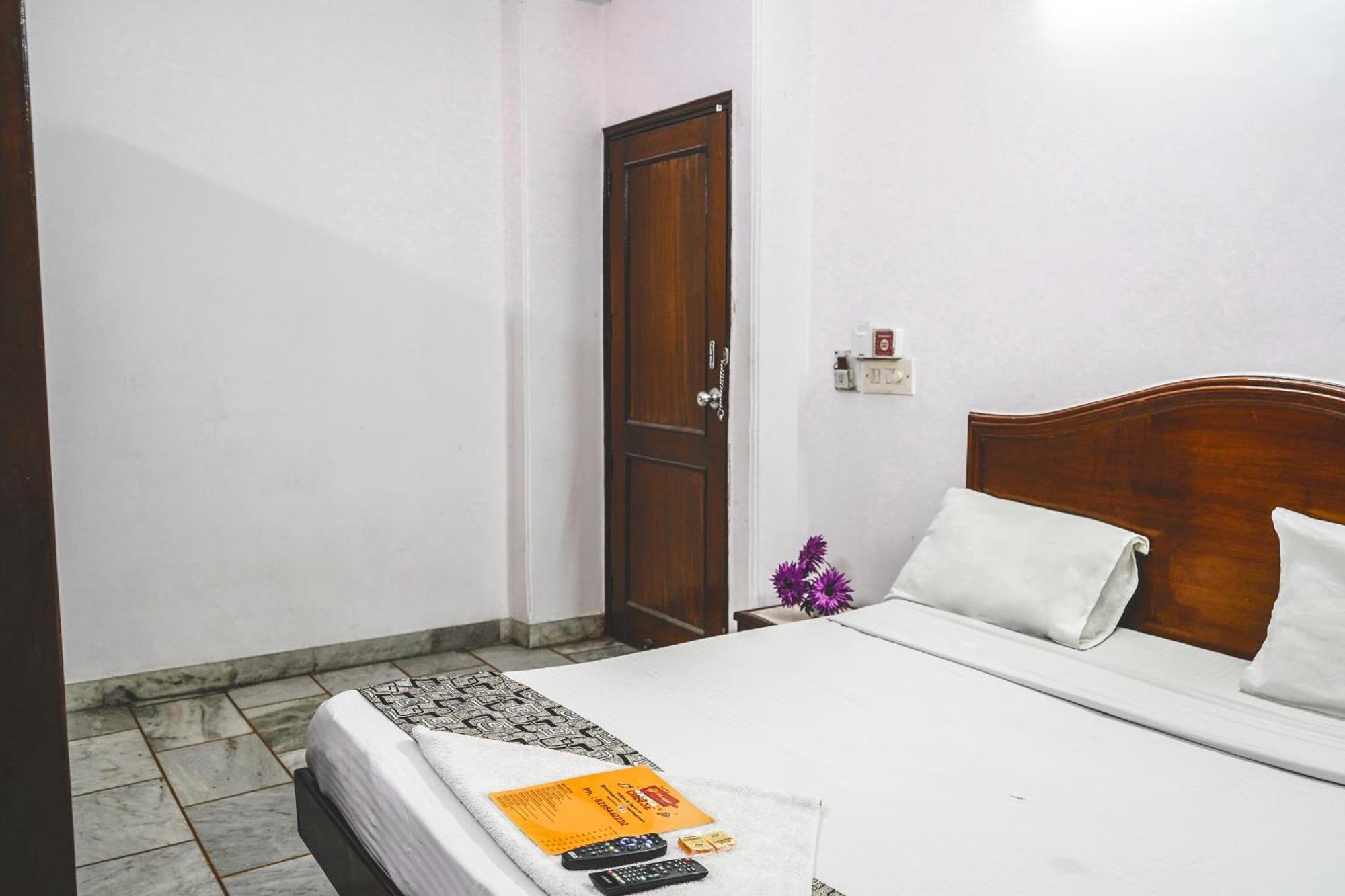 The Iconic-roomshala